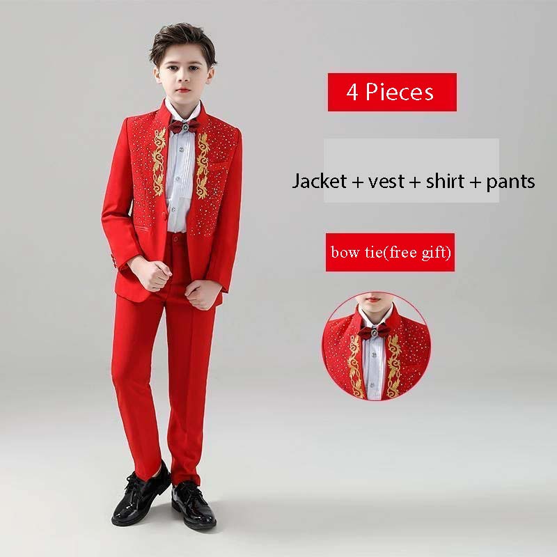 Veste rouge + gilet + chemise + pantalon