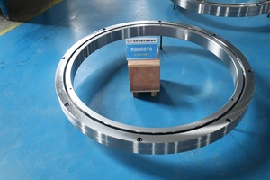 Luoyang EFANT P5P4P2 CRBA11020 CRBA12016 CRBA12020 CRBA12025 CRBA13025 brazo robot piezas de muñeca rodamiento de rodillos cruzados - Product Image 3