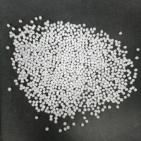 Granulés vierges transparents de résine plastique HDPE 5502 pour moulage par injection-soufflage, matière première pour bouteilles, tuyaux et films en plastique