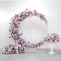 Arche de mariage en forme de lune avec roses artificielles en soie, toile de fond de scène ultra-réaliste pour fêtes et cérémonies