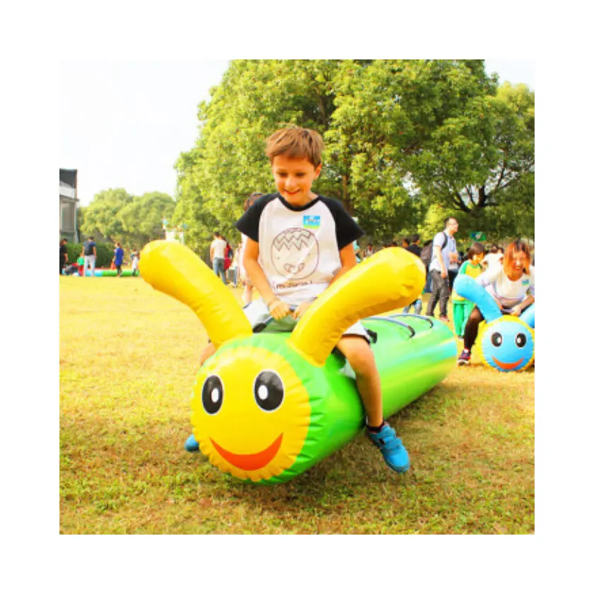 Trẻ em trò chơi thể thao côn trùng đua đội xây dựng trò chơi lớn 6 chỗ ngồi Inflatable Sâu Bướm đua ống cho đi xe