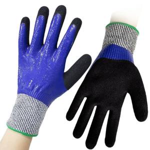 Gants anti-coupure ProGuard niveau 5, enduits de nitrile, HPPE givré, pour la protection des mains dans la construction - Product Image 1