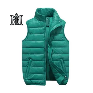 Abbigliamento alla moda antivento invernale caldo piumino con cappuccio Full zip con disegno personalizzato manica ricamata meno tessuto etichette n