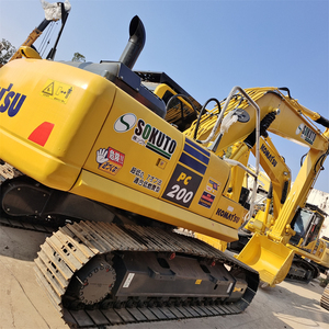 Excavatrice sur chenilles hydraulique Komatsu PC200-8 d'occasion en bon état avec moteur, pompe, engrenage, boîte de vitesses, PLC, roulement essentiels - Product Image 4