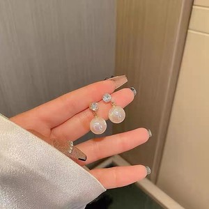 Boucles d'oreilles pendantes en alliage de zinc plaqué or pour femmes, double couche, en forme de cœur, avec strass multicolores et cristaux, style chrétien, vente en gros - Product Image 6