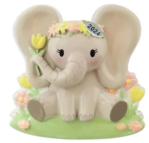Resin personalized baby elephant Christmas ornament decoration