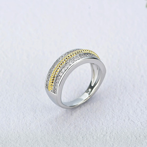 Anello Bicolore per Donne, Gioiello Elegante e Scintillante, Vendita all'Ingrosso - Product Image 2