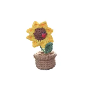 Müttertagsgeschenk handgefertigte kleine Häkelrose Tulipanblumen Patch Strickgefäß Häkelblume für Haus Büro Auto Dekoration