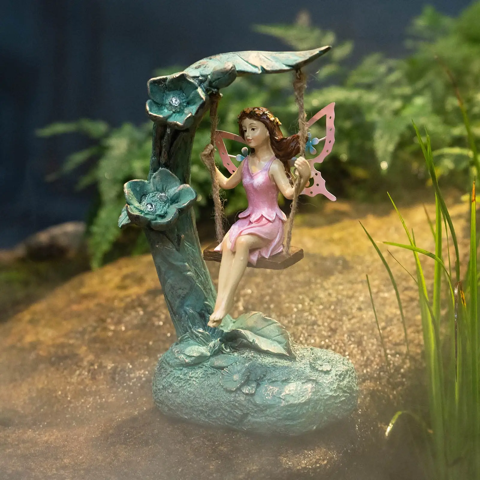 wholesale Funny solar lamp Garden statue Flower Fairy Outdoor Decor Patio Lawn Yard Porch Swing Fairy Ornaments Figurines