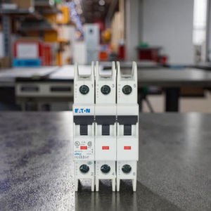 Moeller FAZ-serie FAZ-C6/3 miniatuurschakelaar voor verdeelkasten en windenergiecentrales - Product Image 6