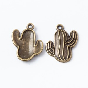 Colgante de <span class=keywords><strong>Cactus</strong></span> Saguaro Acanalado de Aleación de Zinc en Bronce Antiguo para Recuerdos de Boda en el Desierto - Product Image 3