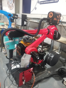Robot de soudage industriel MIG500 à 6 axes - Product Image 5