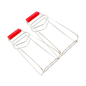 Pinces à assiettes et bols en acier inoxydable avec poignée rouge pour usage en cuisine, ensemble de 2 pièces - Product Image 5