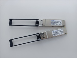 FTL414QB2N-E5 Finisar 019-078-048 QSFP56 4x14G FDR 85C 56Gbps 850nm 60m 100m F ของ Finisar รุ่น FTL414QB2N-E5 ตัวแปลงสัญญาณ QSFP56 แบบ 4x14G FDR 85C ความเร็ว 56Gbps ความยาว 60 เมตร 100 เมตร รองรับ 850nm - Product Image 2