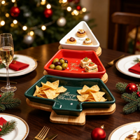 Plateau en céramique de Noël avec plateau en bois en forme d'arbre de Noël, assiette à collation, plat à fruits, plateau de service pour apéritifs, décoration de fête de Noël