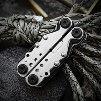 Pince pliante multifonctionnelle en acier inoxydable avec couteau, outil combiné mini portable EDC pour l'extérieur, coffret cadeau OEM