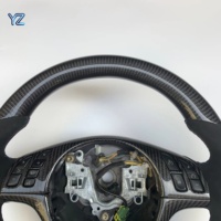 Volant sport en cuir et fibre de carbone en forme de D avec garniture pour BMW E46 M3, forme et couleur personnalisées en cuir