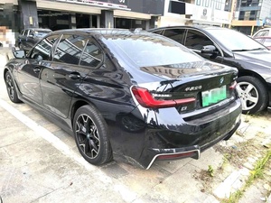 <span class=keywords><strong>BMW</strong></span> <span class=keywords><strong>i3</strong></span> eDrive40L 2024 d'<span class=keywords><strong>occasion</strong></span>, pack Night Sport, berline électrique de luxe, faible kilométrage, voiture électrique haut de gamme - Product Image 4