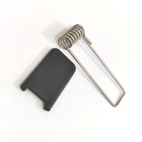 Ressort de torsion pour downlight en acier nickelé, longueur 55 mm, largeur 16 mm, diamètre extérieur de la bobine 9,1 mm, avec clip et capuchon en caoutchouc, charge de 7 lb