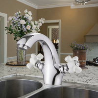 Robinet de cuisine en laiton de haute qualité Design contemporain classique Chrome mitigeur de cuisine à double poignée