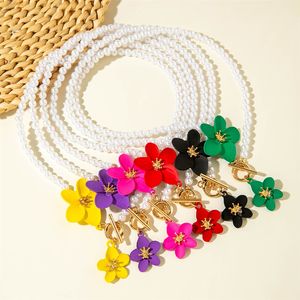 Gioielli europei e americani, collana di perle con ciondolo a fiore in lega semplice e alla moda, design elegante e versatile. - Product Image 2