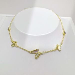 Pulsera de plata 925 con circonita y diseño de mariposa dorada, chapada en oro de 18k, para mujer, con nudo de amistad y cadena de eslabones. - Product Image 3