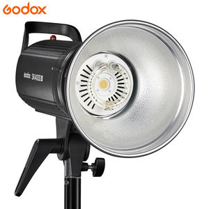 <span class=keywords><strong>Godox</strong></span> <span class=keywords><strong>SK400II</strong></span> V 400W Flash stroboscopique pour studio photo avec système sans fil 2.4G avec monture Bowens pour la photographie - Product Image 2