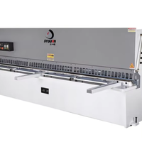 QC12Y8x4000mm |   Mesin Pemotong Plat Logam Panjang dengan Meja CNC Hidrolik dan Sistem Swing Beam