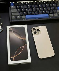 Estilo Ejecutivo para Smartphone 16 Pro Max, LTE, Idiomas Español/Inglés, Pantalla OLED de 120Hz para Reuniones y Eventos Profesionales - Product Image 3