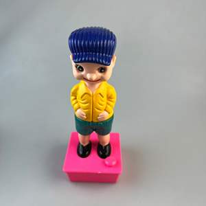 Squirt <span class=keywords><strong>Wee</strong></span> Pee Jungen-Set 7,5 Zoll Pinkelnder Junge Spritzspielzeug Auslaufsichere Wasserbasis Klassisches Neuheit-Wasserpistolen-Spielzeug - Product Image 5