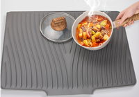 Grand tapis de séchage pliable classique en silicone, résistant à la chaleur, antidérapant, avec canaux de drainage pour vaisselle, tasses, cuisine et maison