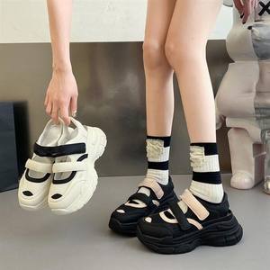 <span class=keywords><strong>Scarpe</strong></span> Casual da <span class=keywords><strong>Donna</strong></span> Moderne e Comode con Chiusura a Strappo, Bianche e Nere, Traspiranti, Perforate, con Suola Spessa, Stile Walking - Product Image 3