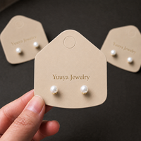 Tarjeta de Joyería con Textura Mate Beige, Logotipo Personalizado con Estampado en Caliente, Tarjeta para Aretes y Collares, Personalización Disponible