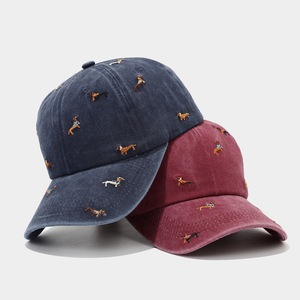 Gorra de béisbol de lujo de terciopelo lavado, estilo étnico, europeo y <span class=keywords><strong>americano</strong></span>, transfronteriza, con diseño de perro pequeño totalmente bordado y visera. - Product Image 4