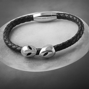 2025 nuevas pulseras brazaletes Venta caliente Punk Wind <span class=keywords><strong>Spiderman</strong></span> pulsera de cuero - Product Image 2