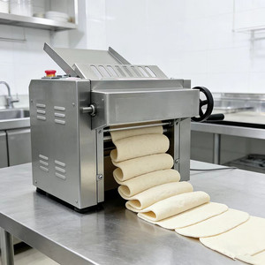 Macchina Elettrica Commerciale per Stendere la Pasta |   Rullo per Pasta in Acciaio Inossidabile per <span class=keywords><strong>Pizza</strong></span> e Croissant |   Spessore Regolabile da 1-4mm - Product Image 2