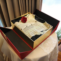 Boîtes d'emballage magnétiques de luxe personnalisées pour vêtements avec logo, boîtes rigides personnalisées pour vêtements de marque