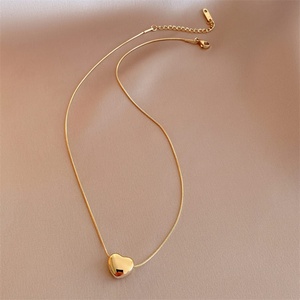 Collar de Cadena de Eslabones de Acero Inoxidable Chapado en Oro con Colgante en Forma de Corazón para Mujer, Popular para Bodas, Fiestas, Regalos de Compromiso - Product Image 5