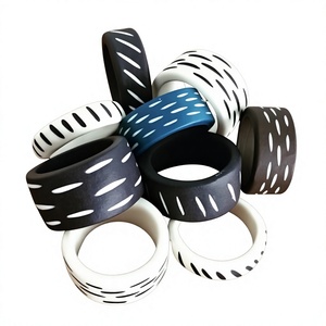 Resin <b>Bangle</b> Set Round Artistic Circular Pattern Sculpture Craft Jewelry White Black Blue Decorative Collectible Piece - Product Image 1