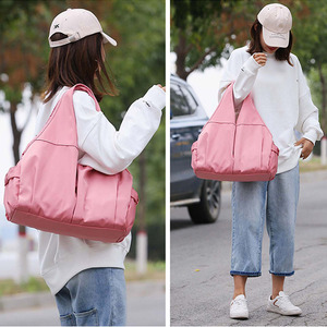 <span class=keywords><strong>Novedades</strong></span> 2026, Bolsa Deportiva de Yoga de Diseño Inspirado en Diseñadores, con Logotipo Personalizado para Mujer, Amplia, para Viajes de Fin de Semana, Venta al Por Mayor - Product Image 3