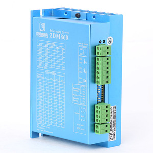แผงวงจรขับสเต็ปปิ้ง <span class=keywords><strong>2DM860</strong></span> สำหรับเครื่องมือกล พร้อมโครงสร้างภายในป้องกันการสั่นสะเทือนและป้องกันการสะท้อนเสียง - Product Image 2