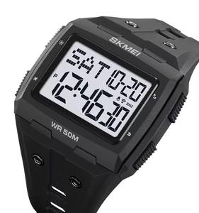 นาฬิกา Skmei 2186 ดีไซน์สี่เหลี่ยมทันสมัย หลายสี ปรับแต่งได้ นาฬิกาดิจิตอล LED สำหรับผู้ชาย สาย TPU - Product Image 5