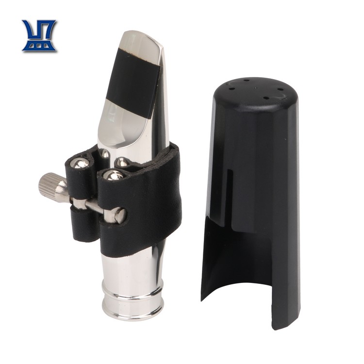 Бесплатная доставка, посеребренный мундштук для саксофона Eb Alto 7 # с зажимом из искусственной кожи