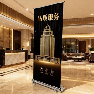 Support de bannière rétractable tendance 2026 - 85x200cm en aluminium argent/<span class=keywords><strong>noir</strong></span> pour les halls de vente au détail |   Impression de logo, taille personnalisée - Product Image 3