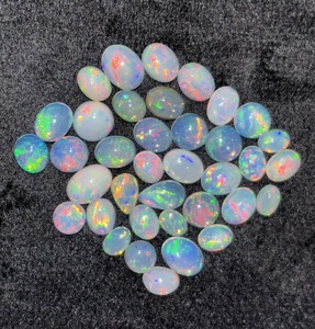 Opale de feu Welo éthiopienne naturelle mélange de pierres précieuses en vrac forme de bague opale de qualité supérieure taille Cabochon Lot fabrication de bijoux - Product Image 2