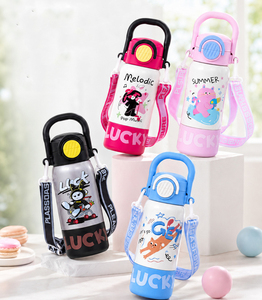 Thermos mignon en acier inoxydable pour enfants, 500ml, bouteille isolée à 3 voies avec poignée et sangle transversale pour enfants - Product Image 5