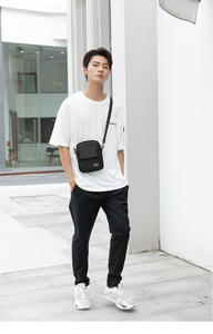 Borsa a tracolla casual ordinata leggera MOQ bassa in denim personalizzata per uomo sling messenger - Product Image 4