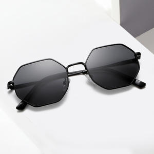 Nuevas Gafas de Sol Polarizadas para Hombre, Protección UV400, Montura Completa, Lentes TAC, Estilo Poligonal, Gris, Negro, Marrón - Product Image 2