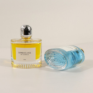 Venta al por Mayor de Botellas de Perfume de Vidrio Ovaladas Transparentes de 100 ml con Clip, Botellas de Spray Recargables Vacías para Cosméticos para Mujer - Product Image 6