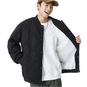 Chaqueta Acolchada Negra Unisex con Forro, Cuello Camisero, Resistente al Viento, Transpirable, Ecológica, Informal, para Invierno, Corte Regular - Product Image 1